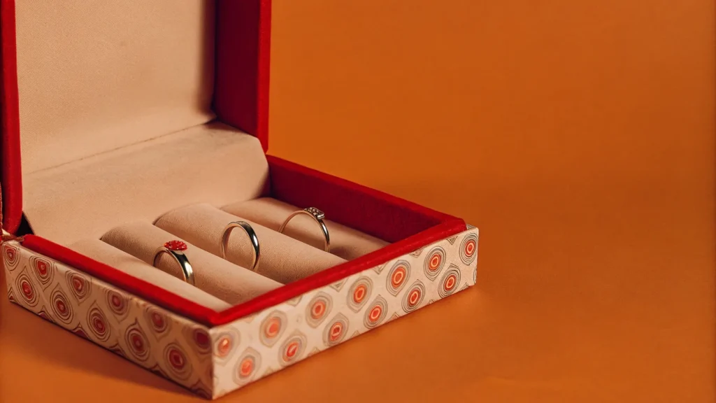 box for dainty jewelry brand gift