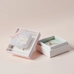Dainty Jewelry Packaging | Elegant and Personalized by Richpack - dainty jewelry boxes4