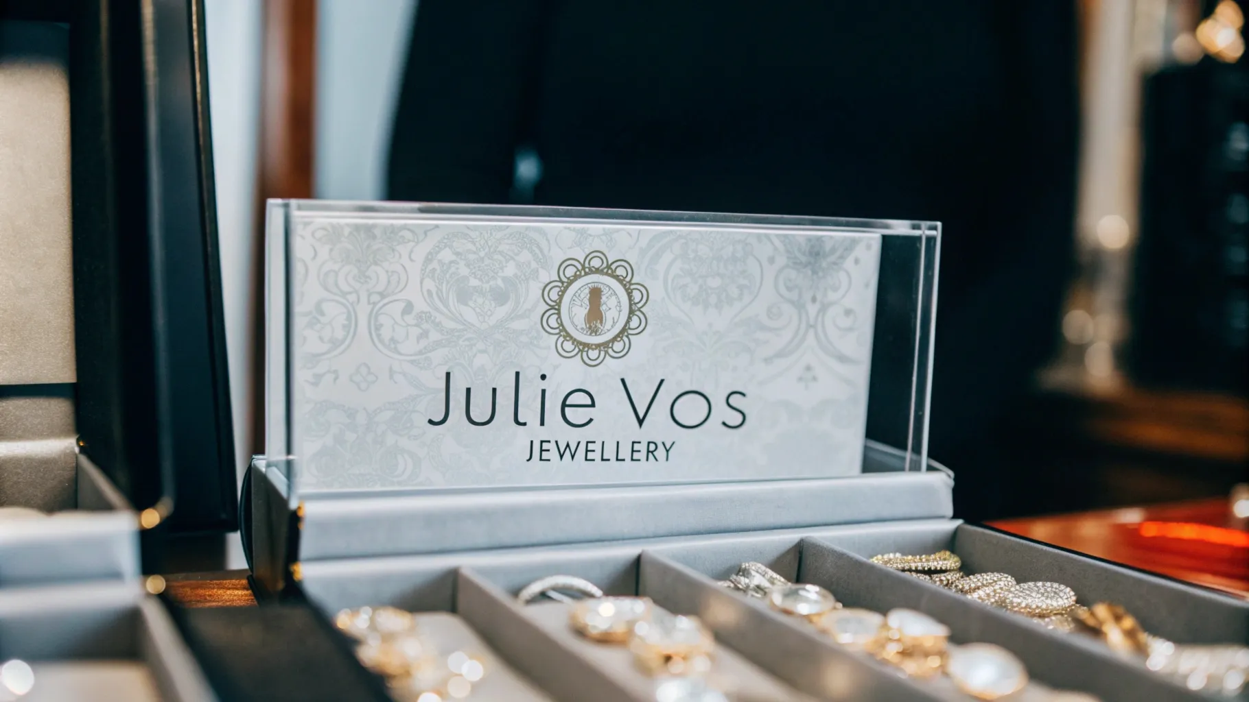 How to Reveal the Allure of Julie Vos Jewelry with Customized Packaging? - julie vos jewellery packaging