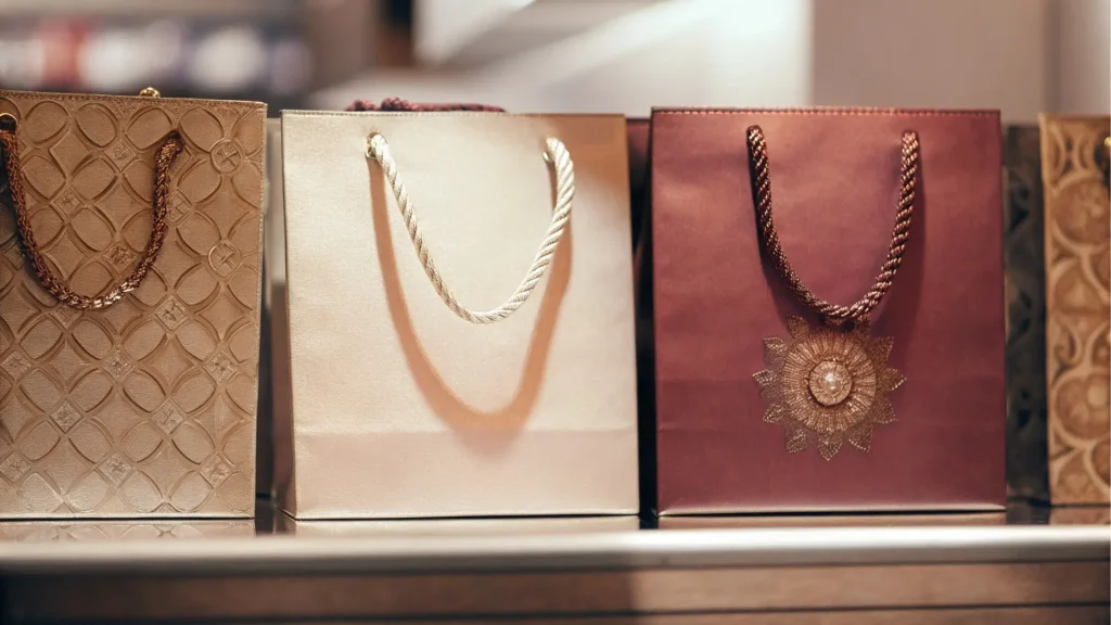 Level Up Your Brand Game with Small Paper Bags for Jewelry - paper bags for high end jewelry handles choices