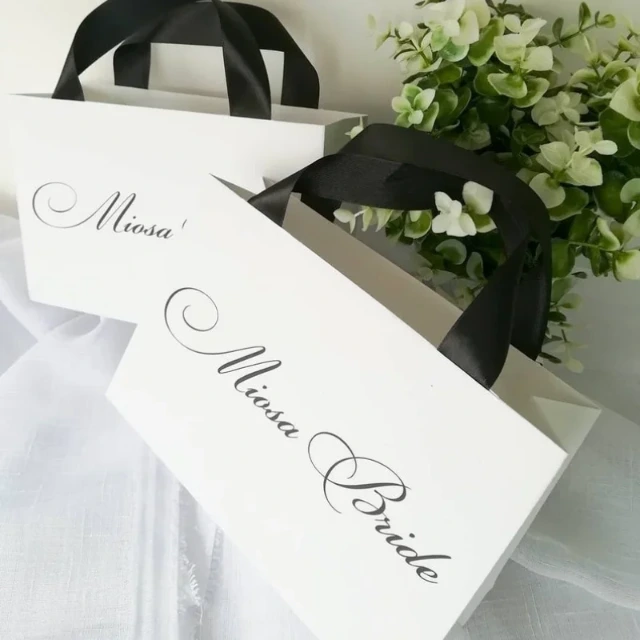 Custom Paper Bags with Handles for Easy Carrying - Practical Paper Bags with Sturdy Handles - 10011