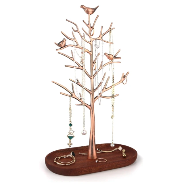 Zen Garden Jewelry Displays Inspired by Zen Gardens | Creating a Peaceful Atmosphere - Hanging Displays2