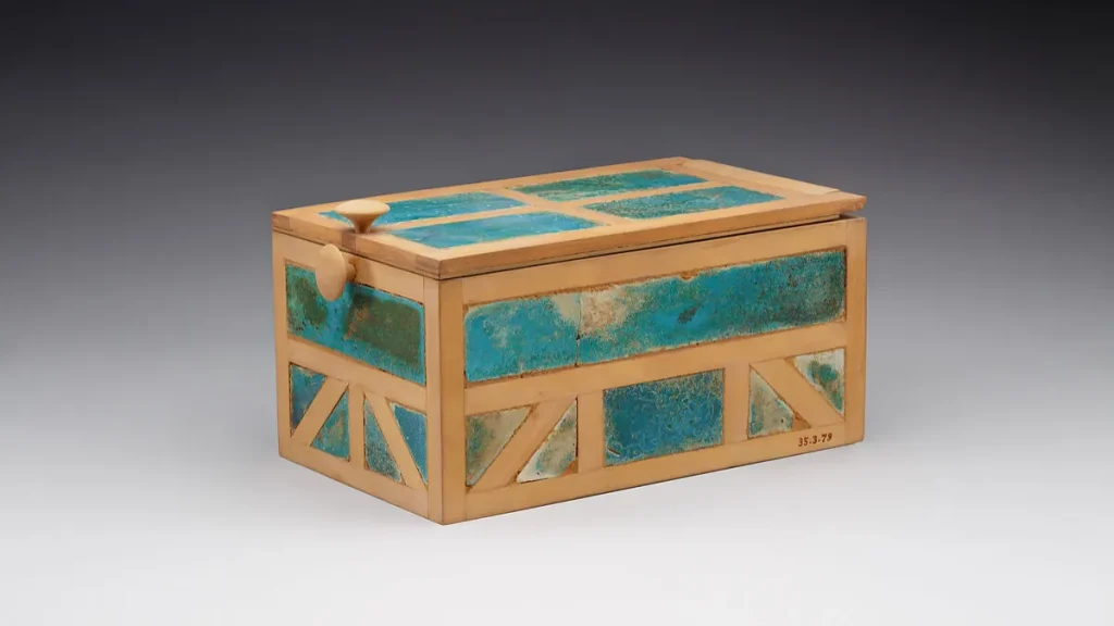 Richpack Jewellery Boxes: Inheriting and Advancing Napier Jewellery Packaging’s Aesthetic and Eco-Intelligence - Napier Jewellery box wood