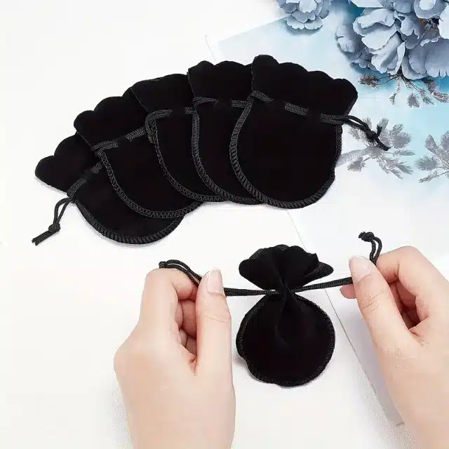 Black Velvet Jewelry Pouches | Soft, Elegant Storage for Jewelry by Richpack - black velvet jewellery pouches1