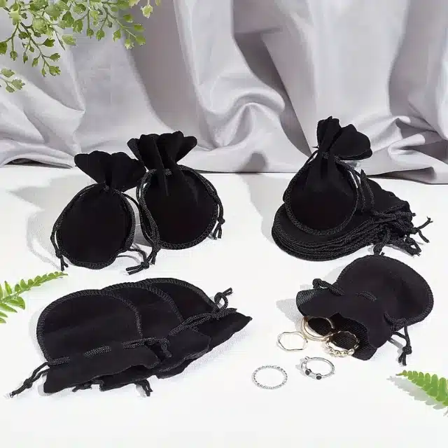 Black Velvet Jewelry Pouches | Soft, Elegant Storage for Jewelry by Richpack - black velvet jewellery pouches4