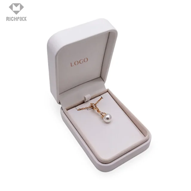 Leather Gift Box - The Elegant Present Solution, with Fine Leather & Customizable Embellishments. - zt66 (5)