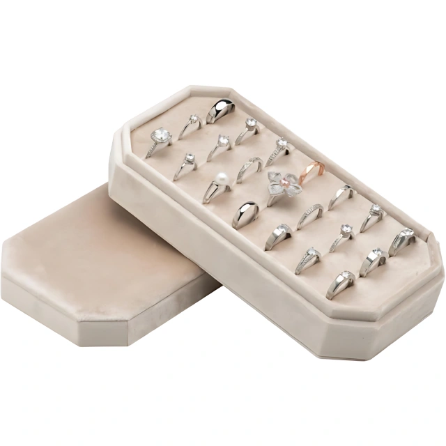 Glamorous Ring Display - Richpack's Distinctive Jewelry Display Choice - ring display2