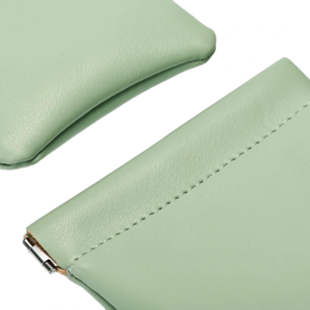 Stylish and Practical Small Jewelry Travel Pouch - Secure Your Jewels on the Move - POUCH 3