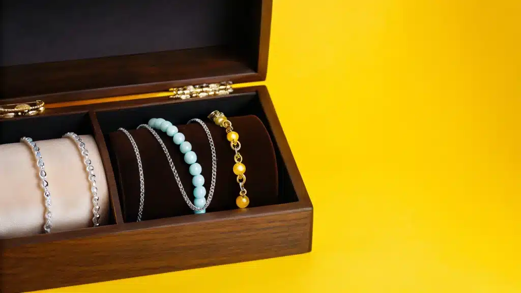 How to Create Multi-Layered Packaging for Different jewellery Types - bracelets jewelry box