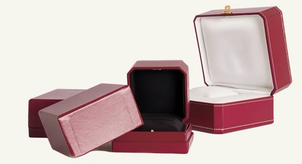 Home - dark red jewelry boxes with open and closed views