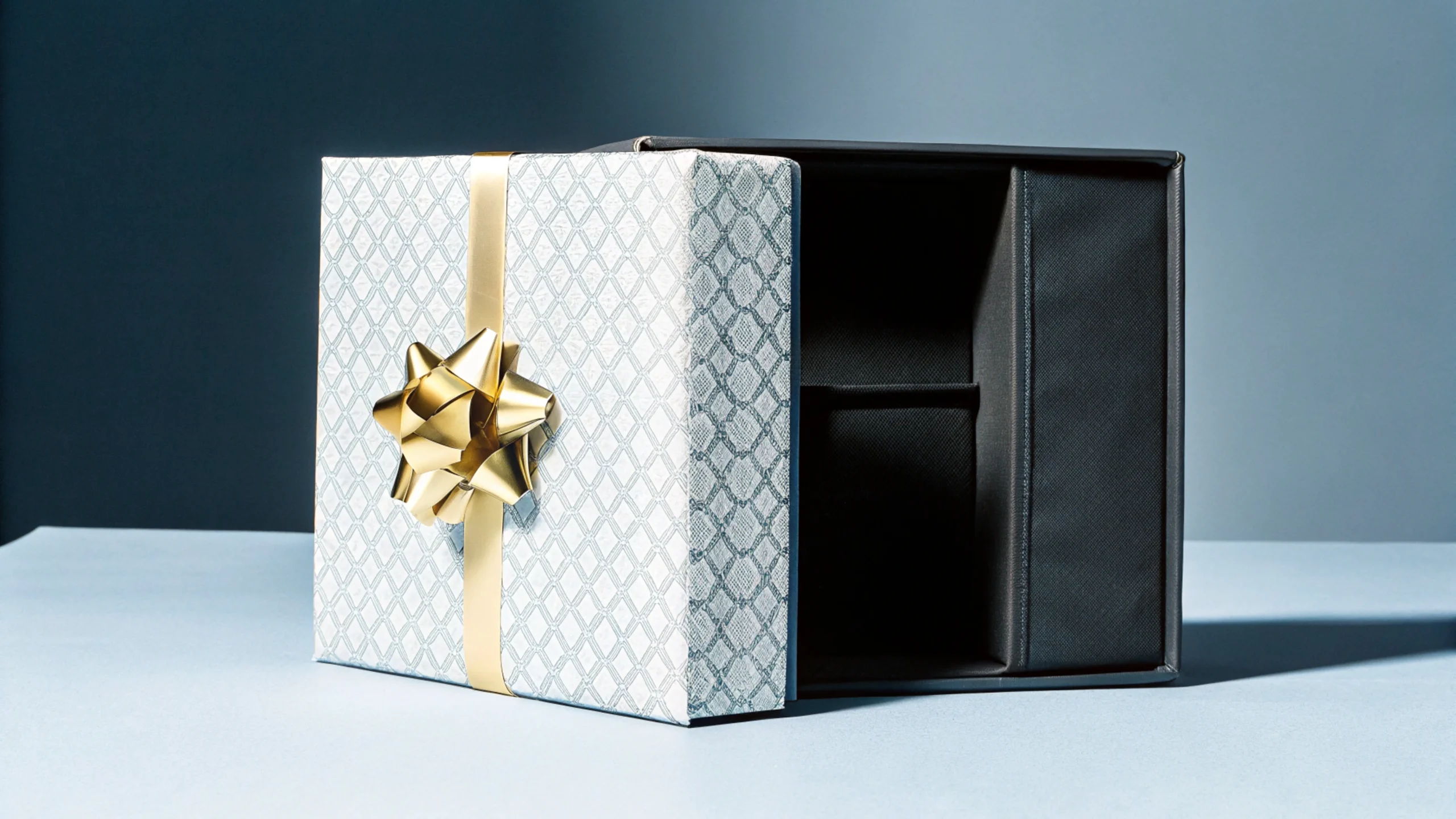 gifts box packaging solution for 50 year old man