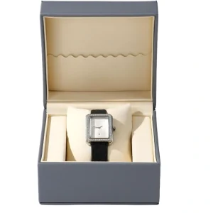 Embark on a Fashionable Adventure - Discover Richpack's Distinct Box Chain Necklace - jewelry box with watch storage 4
