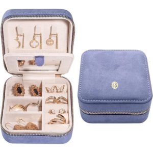 Stylish and Compact Portable Travel Jewelry Box - Keep Jewelry Safe on Trips - portable travel jewelry box 4