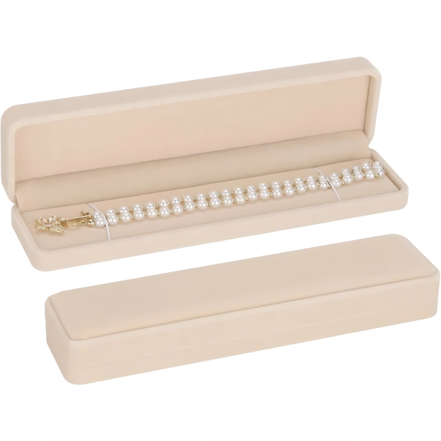 Stylishly Crafted Small Travel Jewelry Box - Safeguard Precious Jewelry Effortlessly on Journey - small box chain necklace 1