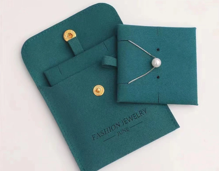 The Secret Guide to Buying the Perfect Small Necklace Box - the secret guide to buying the perfect small necklace box2