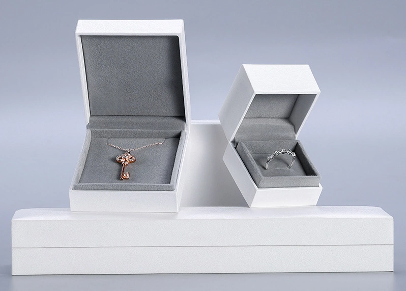 The Secret Guide to Buying the Perfect Small Necklace Box - the secret guide to buying the perfect small necklace box5