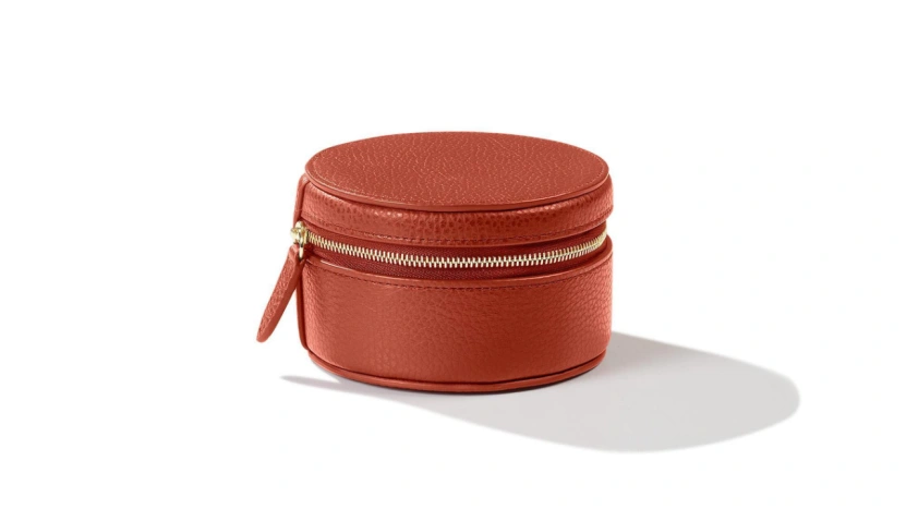 Ultimate Guide to Mini Travel Jewelry Cases: Stay Stylish & Organized on the Go - ultimate guide to mini travel jewelry cases stay stylish organized on the go1