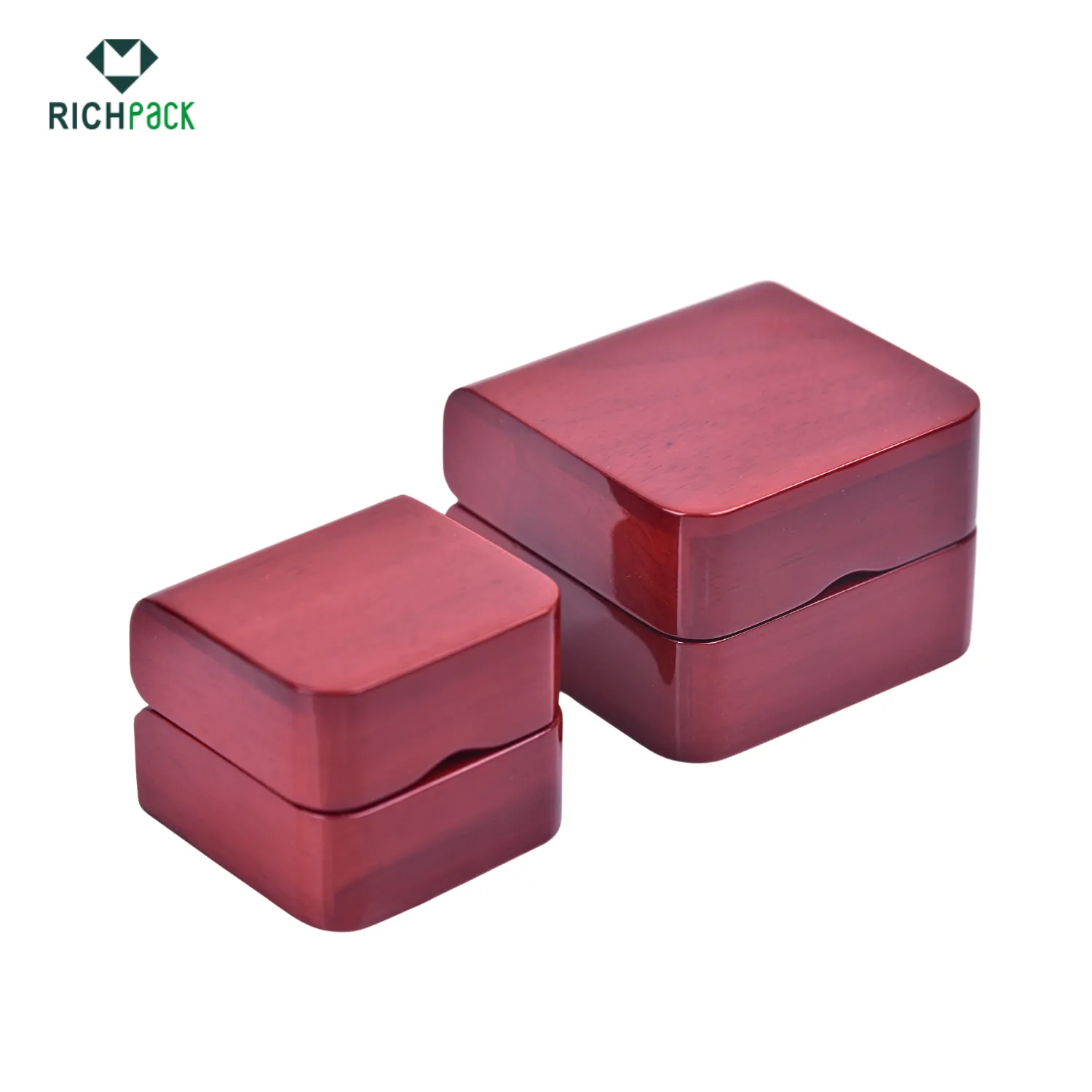 Biodegradable Jewelry Packaging with Personalized Designs 001