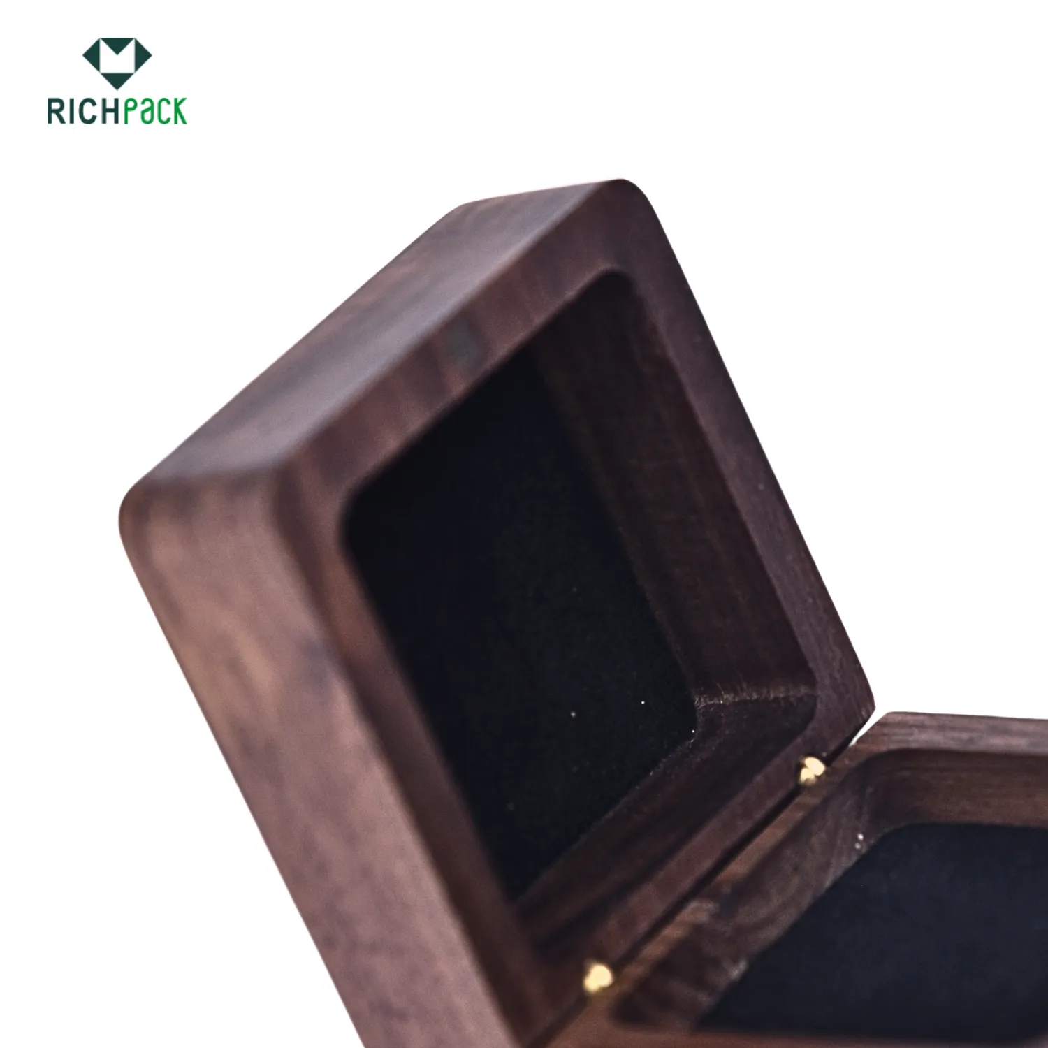 american black walnut necklace box 001