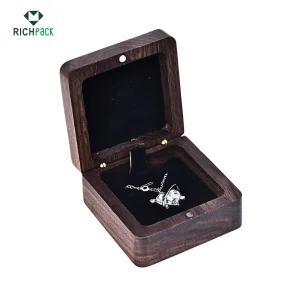 american black walnut necklace box 002