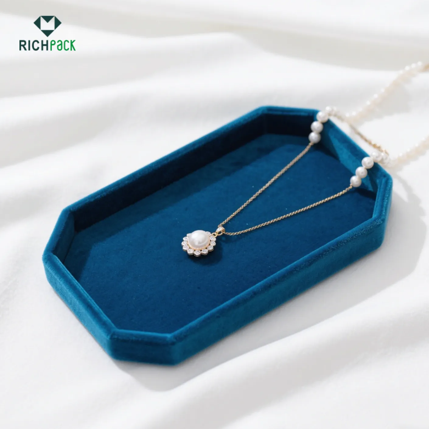 blue velvet soft jewelry tray 004