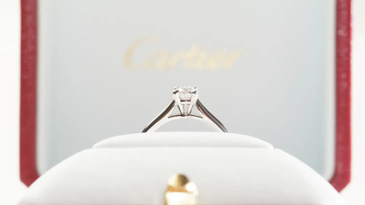cartier necklace box