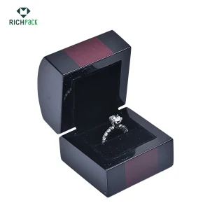 جعبه حلقه چوبی با کیفیت بالا 002