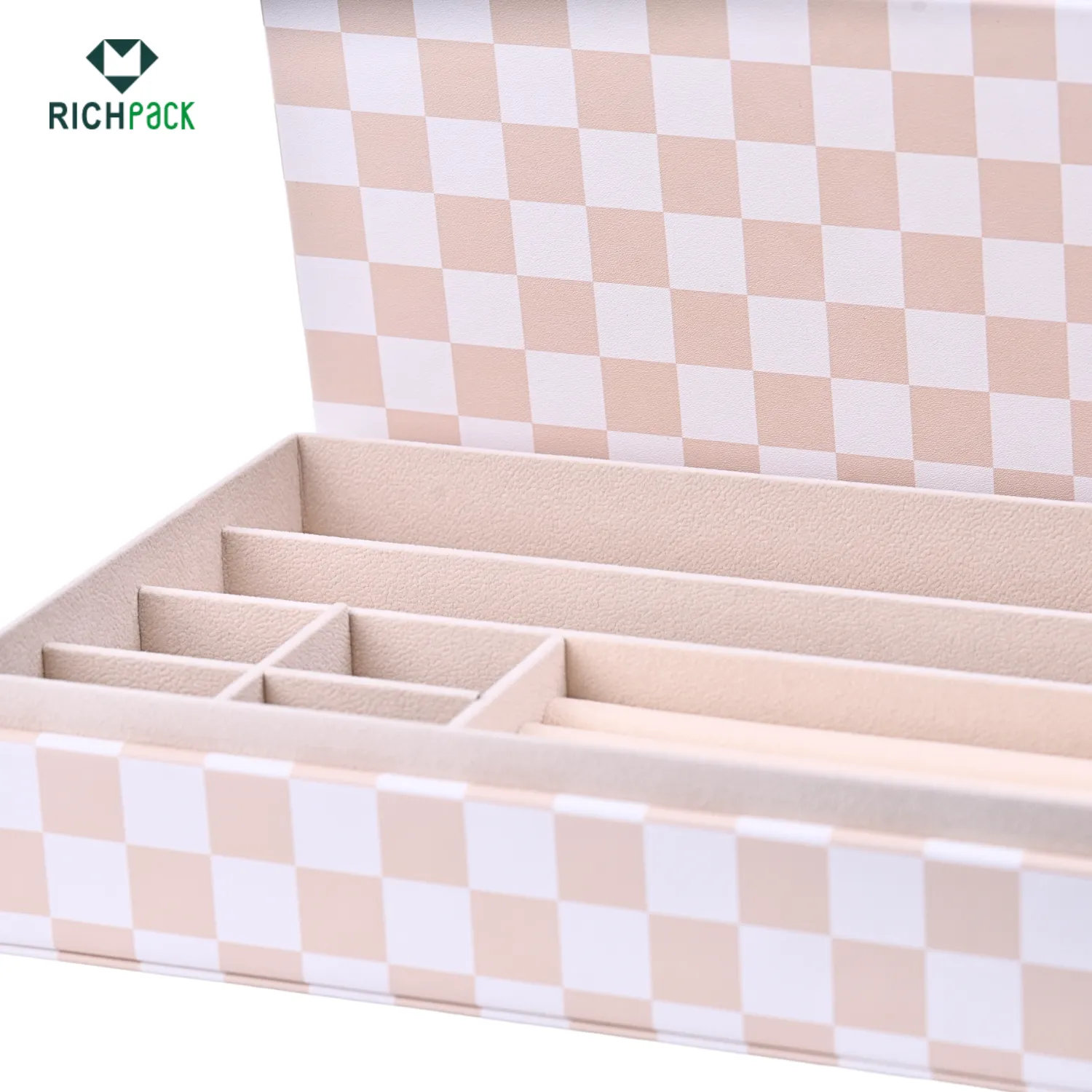 jewelry storage box with checkerboard pattern 005