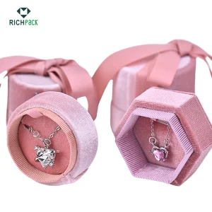 pink velvet jewelry packaging 001