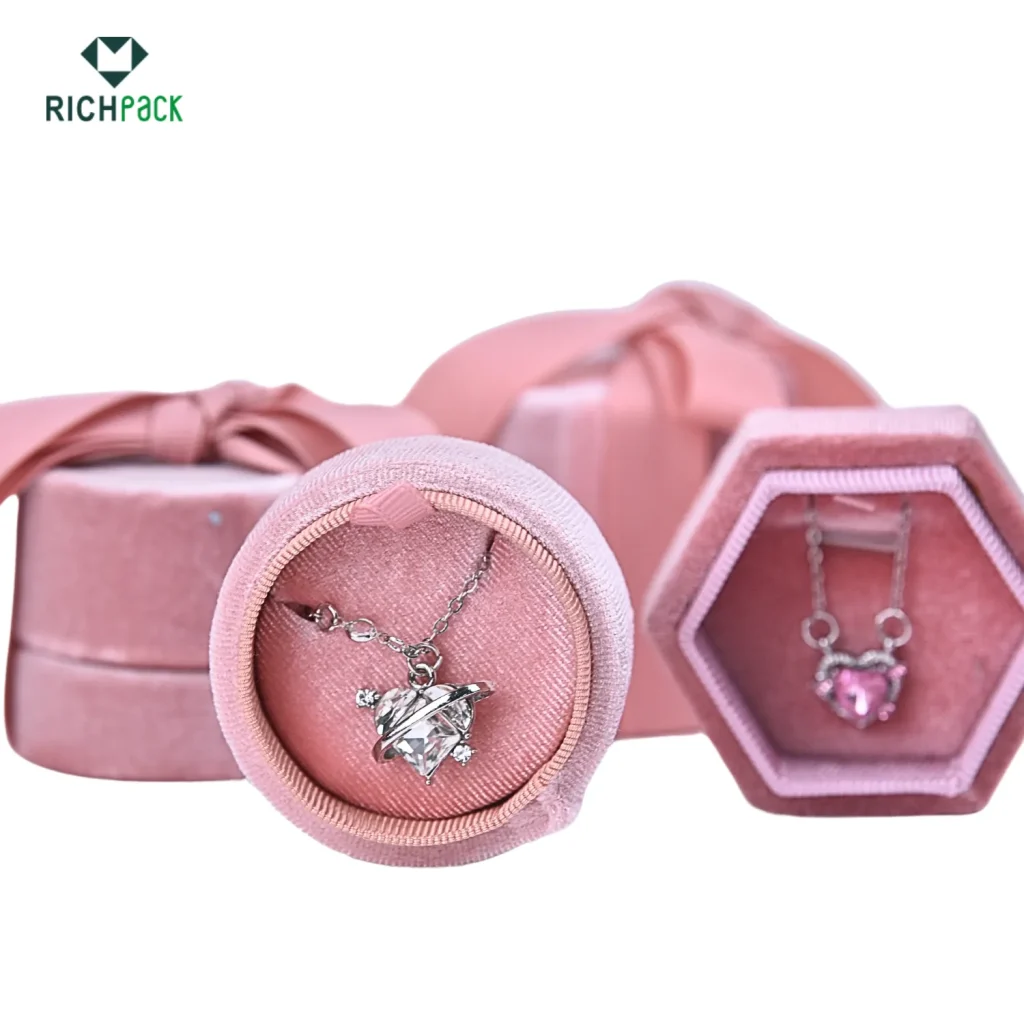 pink velvet jewelry packaging 005