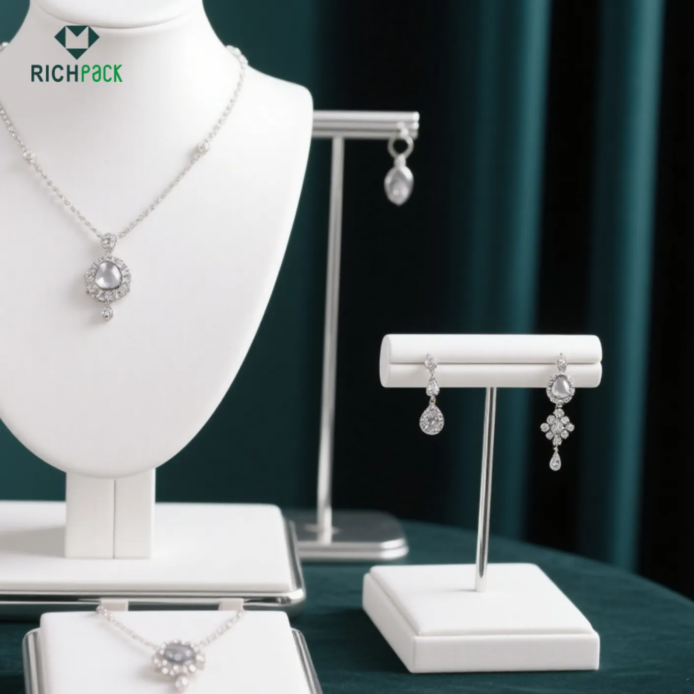 richpack jewelry displat for high end jewelry brand 002