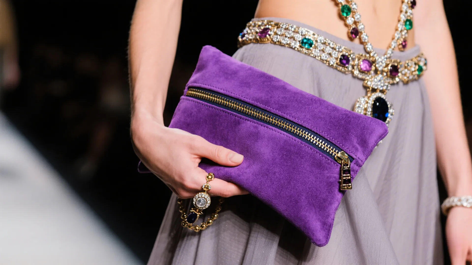 zipper jewelry pouch show