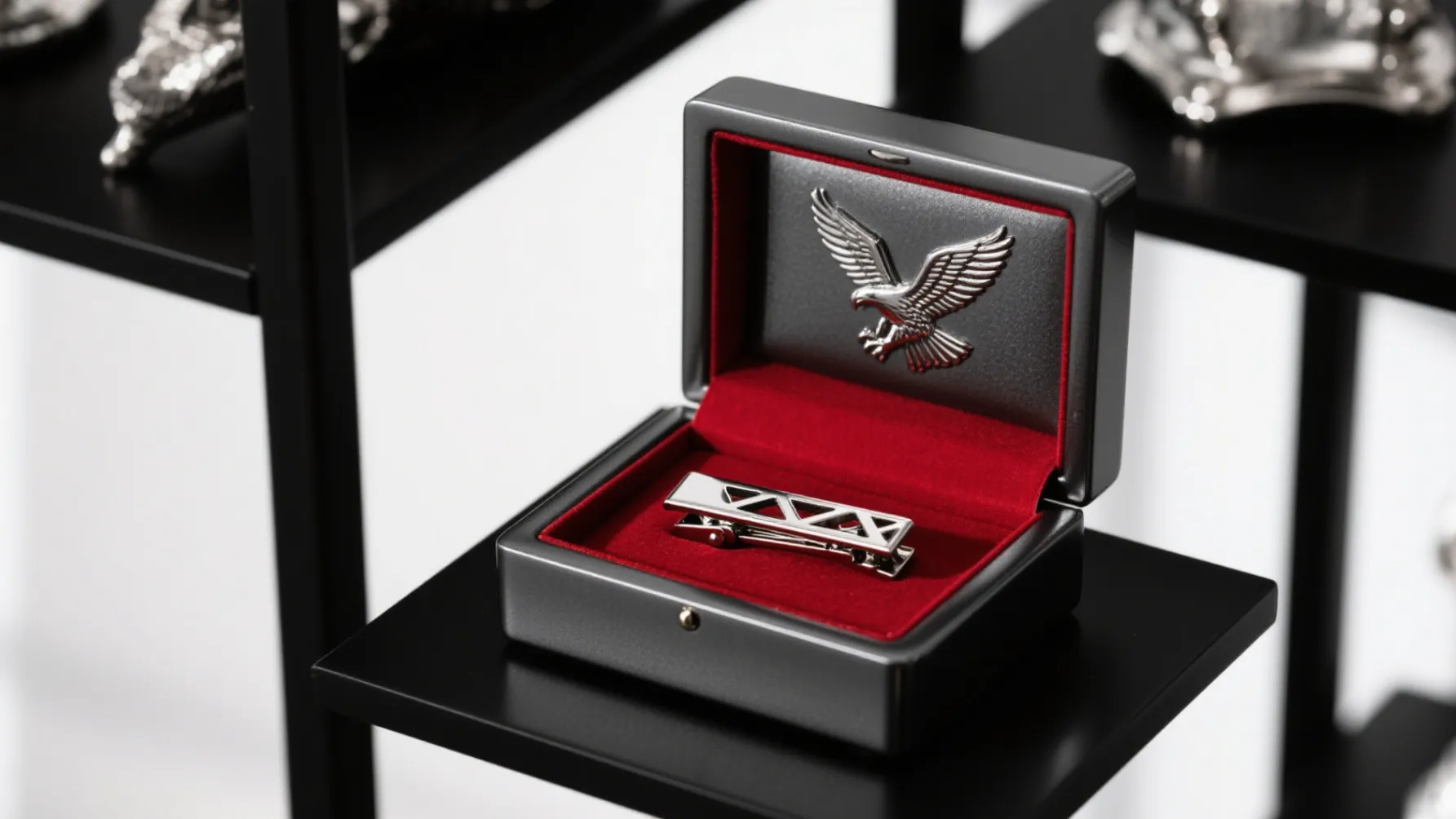 The Guide to Personalize Tie Clip Jewelry Boxes for Men - Personalize Tie Clip Jewelry Boxes for Men 3