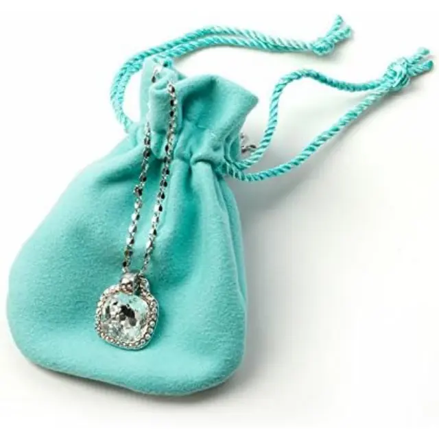 Velvet Jewelry Pouches in Green | Custom Luxury Velvet Bags with Drawstring or Flap – Richpack Wholesale - Velvet Pouches 2