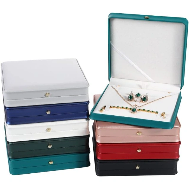 Jewellery Gift Box Pearl White | Custom Packaging by Richpack - jewelry necklace case 4