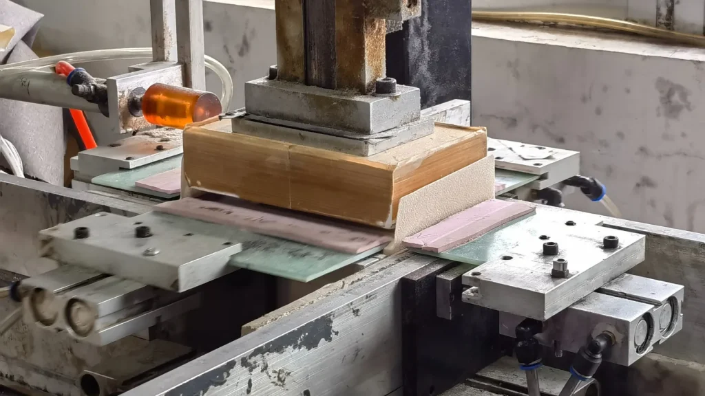 jewelry packaging inserts molding equipment