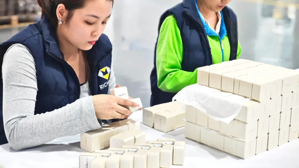 jewelry box quality control