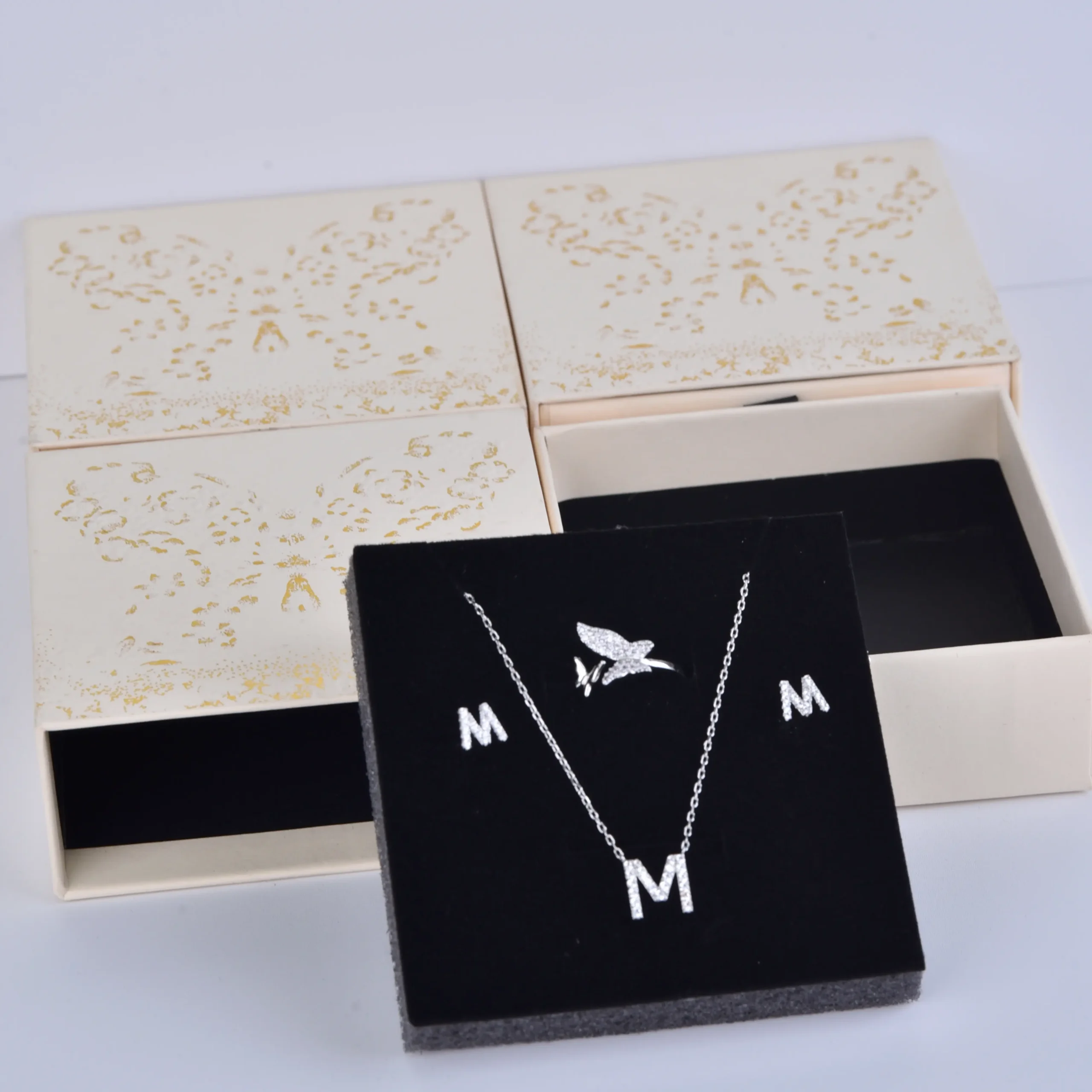 Ivory Matte Paper Gift Bags With Ribbon Handles - Custom Logo Jewelry Paper Bags (11x12x6cm) - Butterfly Design Jewelry gift Box3