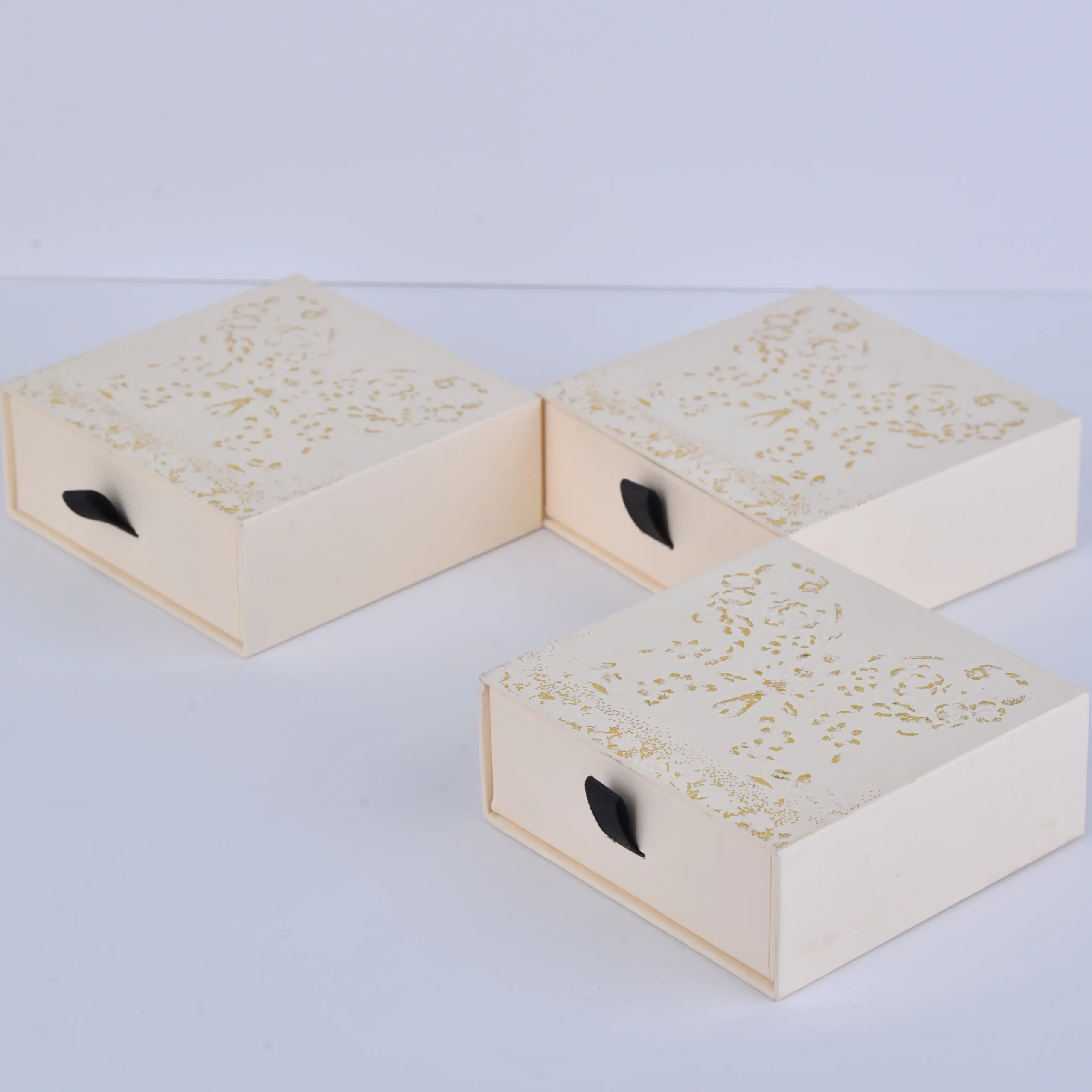 Ivory Matte Paper Gift Bags With Ribbon Handles - Custom Logo Jewelry Paper Bags (11x12x6cm) - Butterfly Design Jewelry gift Box6