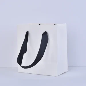 Білі паперові пакети з ручкою на замовлення - Паперовий пакет для ювелірних виробів 11x12x6 см | Маленькі чорно-білі подарункові пакети - Білі паперові пакети з ручкою на замовлення