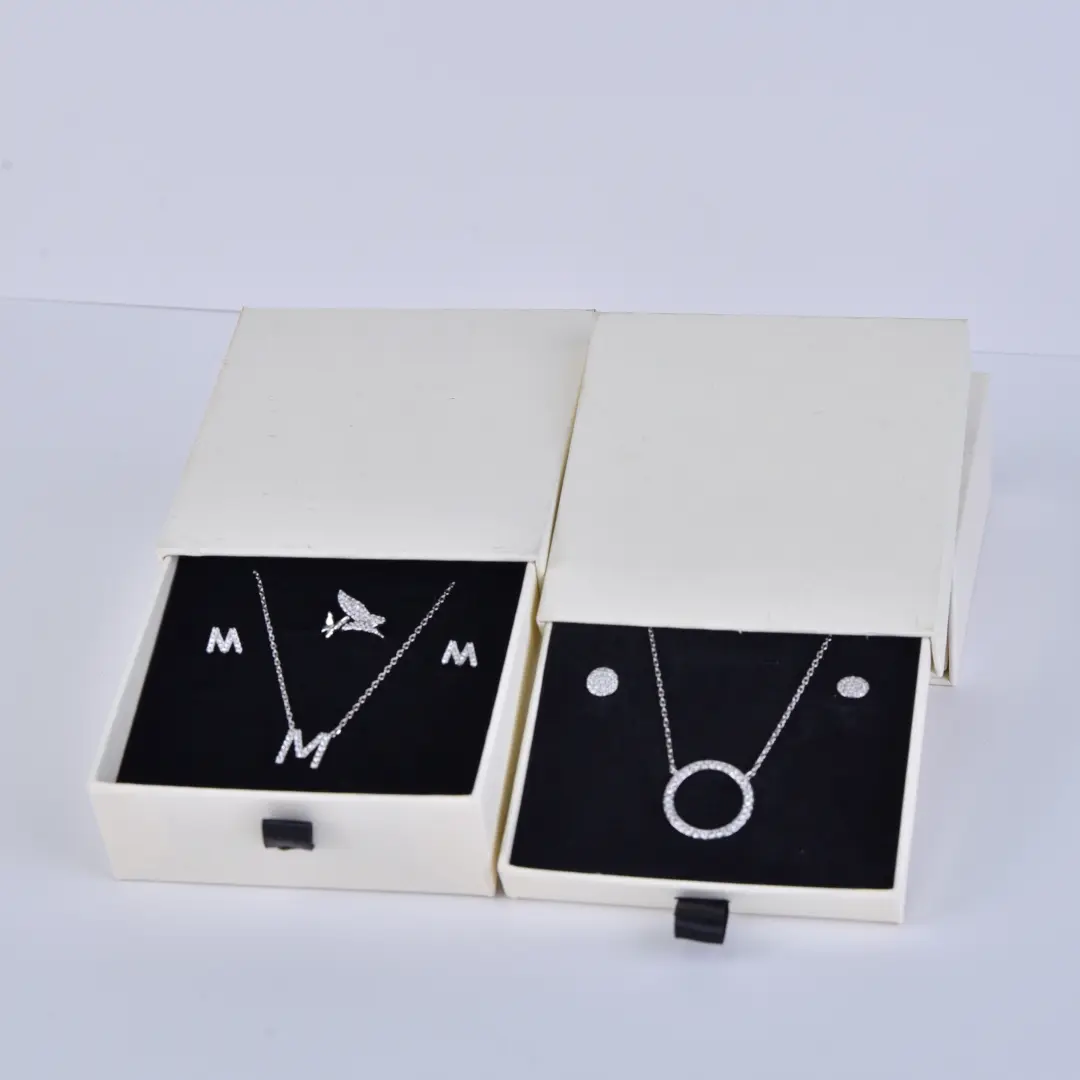 Earth White Jewelry Packaging Box - 6x6x1.7cm Sliding Gift Box with Drawer - Earth White Jewelry Packaging Box2