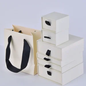 Earth White Jewelry Packaging Box - 6x6x1.7cm Sliding Gift Box with Drawer - Earth White Jewelry Packaging Box9