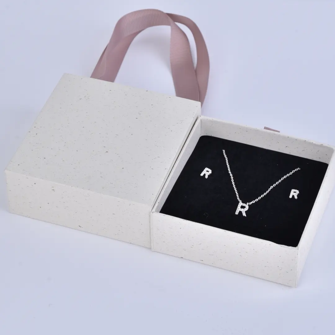 Eco Friendly Custom Paper Jewelry Box - 9x9x3.5cm Paper Pull-Out Drawer Jewelry Gift Box with Handle - Eco Friendly Custom Paper Jewelry box4