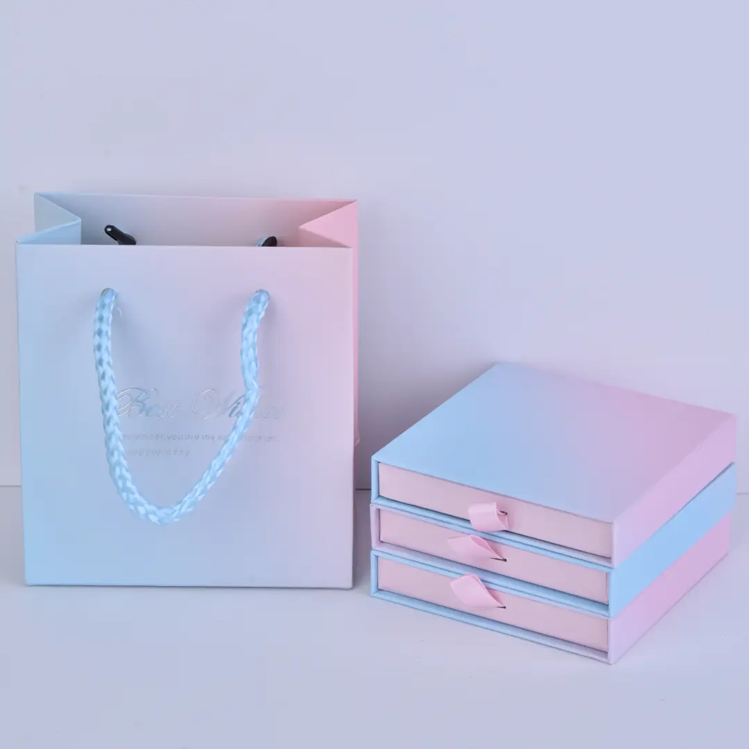 Gradient Pink Jewellery Storage Box - 8x8x1.7cm Elegant Paper Gift Packaging & Display Gift Boxes - Gradient pink Jewellery Storage Box4