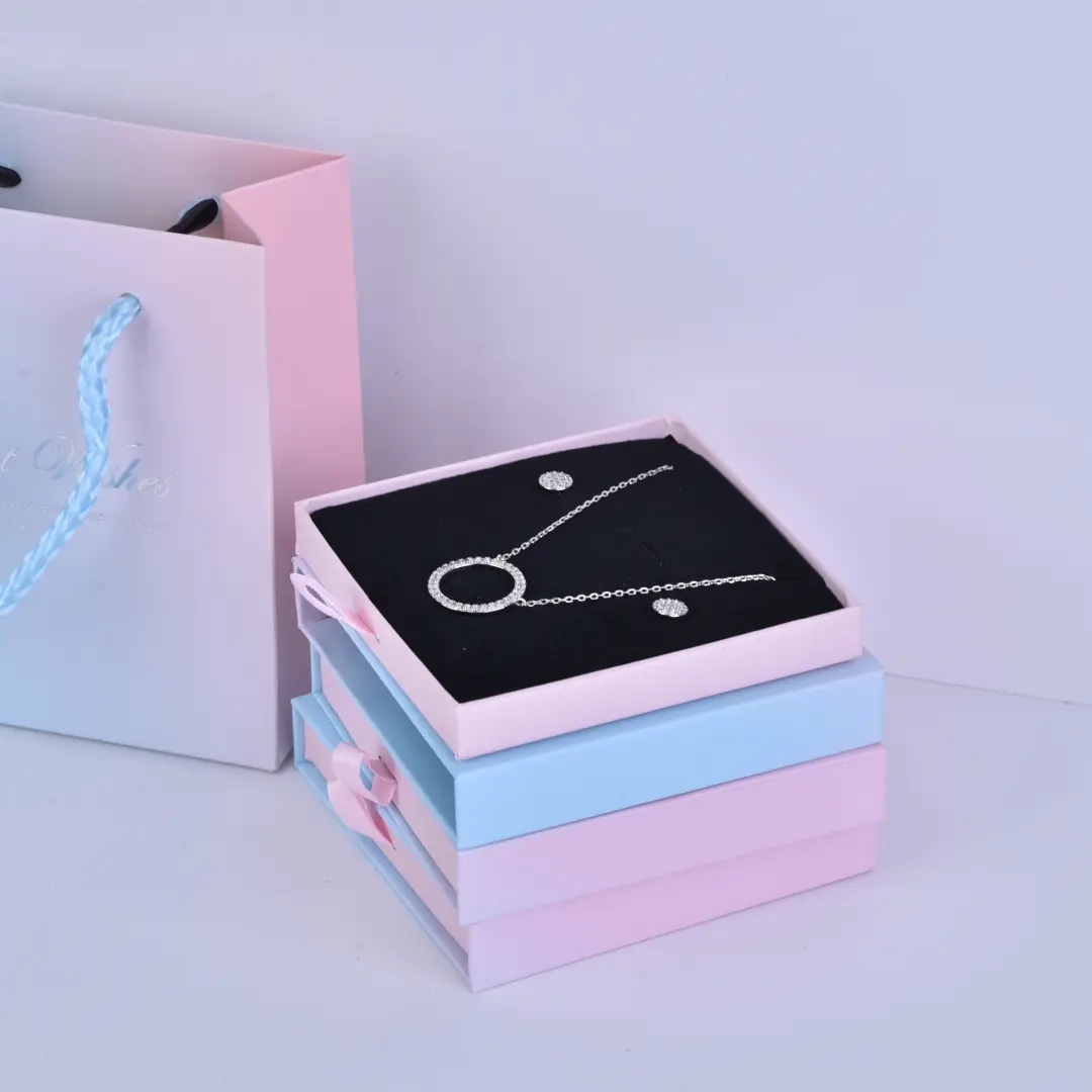 Gradient Pink Jewellery Storage Box - 8x8x1.7cm Elegant Paper Gift Packaging & Display Gift Boxes - Gradient pink Jewellery Storage Box5