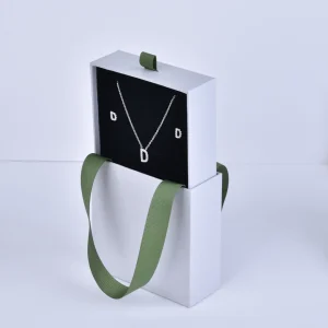 Boîte à bijoux en papier gris - 9 x 9 x 3.5 cm - Boîte à bijoux en papier gris avec ruban logo personnalisé - Boîtes à bijoux en papier gris (3 unités)