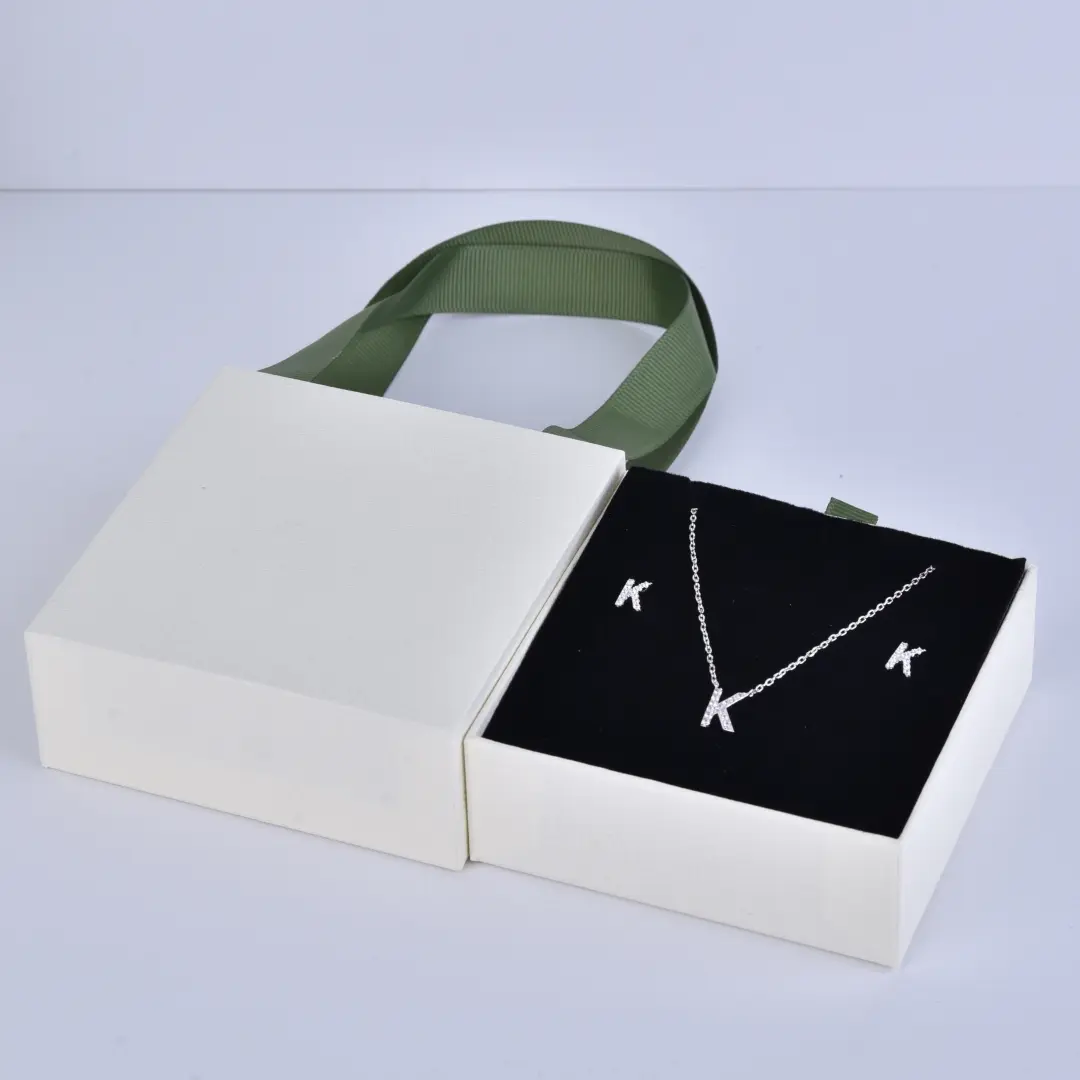 Slider Paper Gift Box With Handle - 9x9x3.5cm Cardboard Drawer Jewelry Box With Handle - Slider Paper Gift Box with Handle6