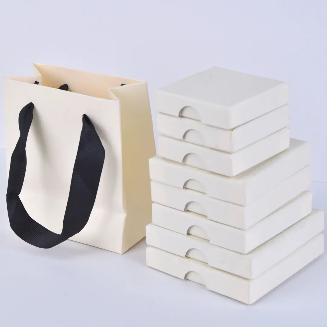 White Gift Box with Lid - Earth White 6.5x6.5cm Cotton Filled Jewelry Boxes Wholesale - White Gift Box with Lid8