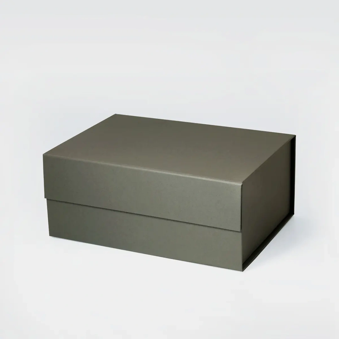 Magnetic Jewelry Box for Necklace & Ring | Black Cardboard Packaging | Richpack - magnetic lid gift box