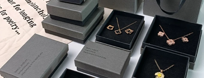 Gift Boxes - img advantage 01